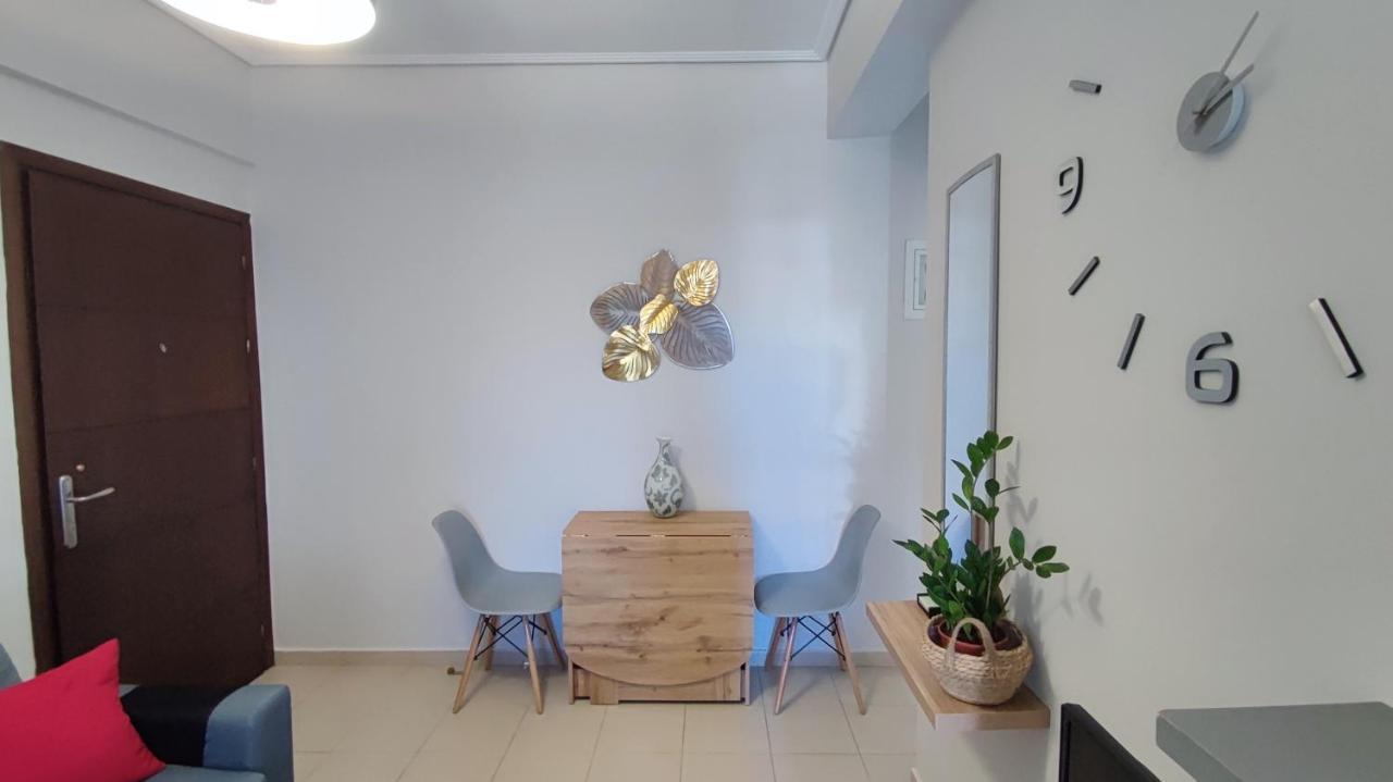 Rock & Roll 2 - Modern Apartment In Trikala المظهر الخارجي الصورة