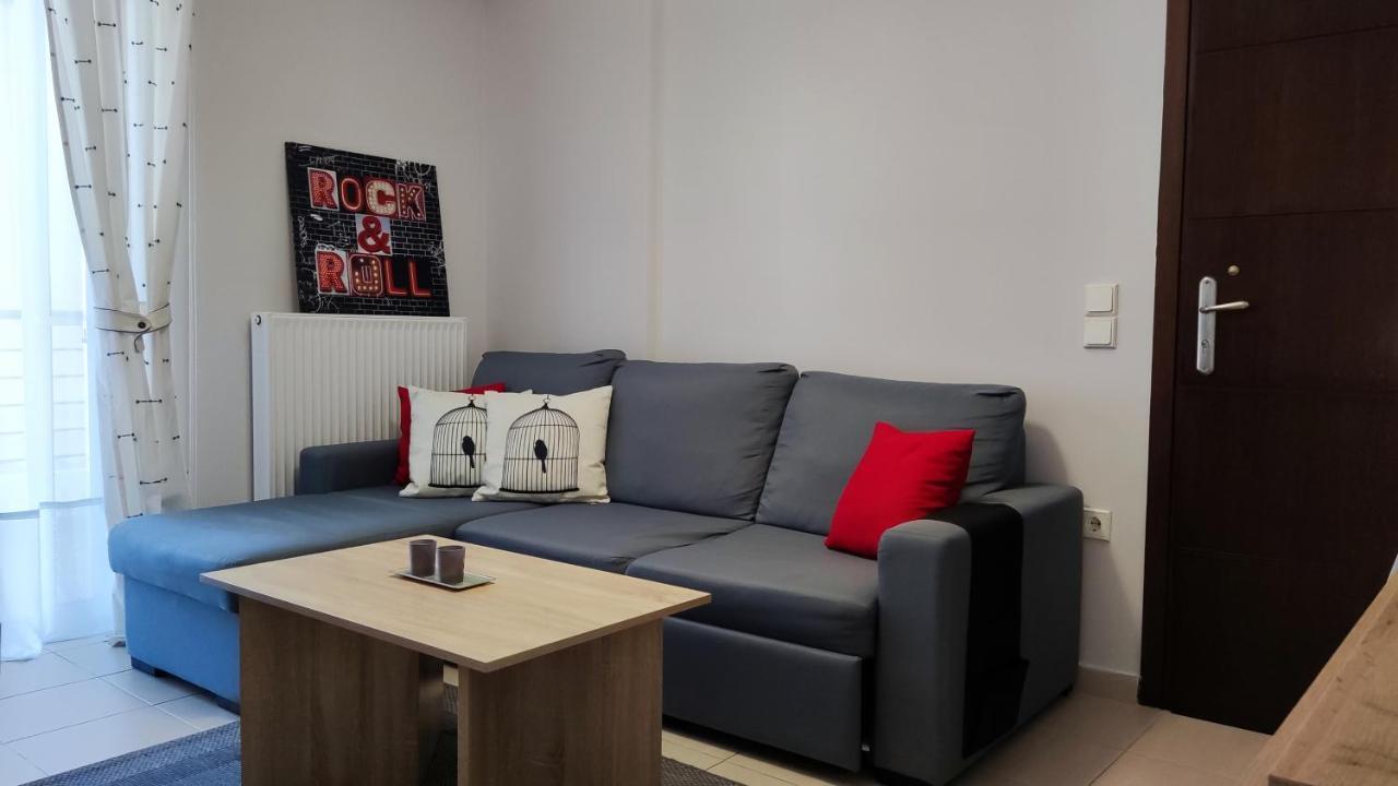 Rock & Roll 2 - Modern Apartment In Trikala المظهر الخارجي الصورة
