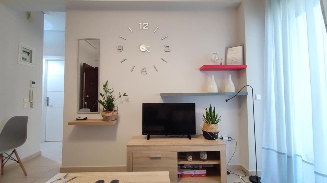 Rock & Roll 2 - Modern Apartment In Trikala المظهر الخارجي الصورة